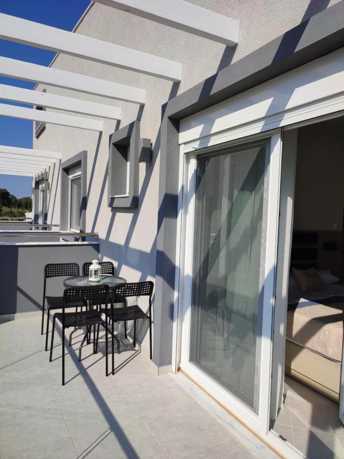 Meliria Apartments Szkála Rahoníu Kültér fotó